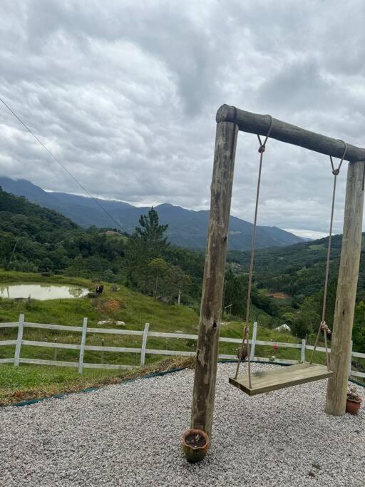 Cabana Recanto Do Arruda Para Casal Em Aguas Mornas Exterior photo
